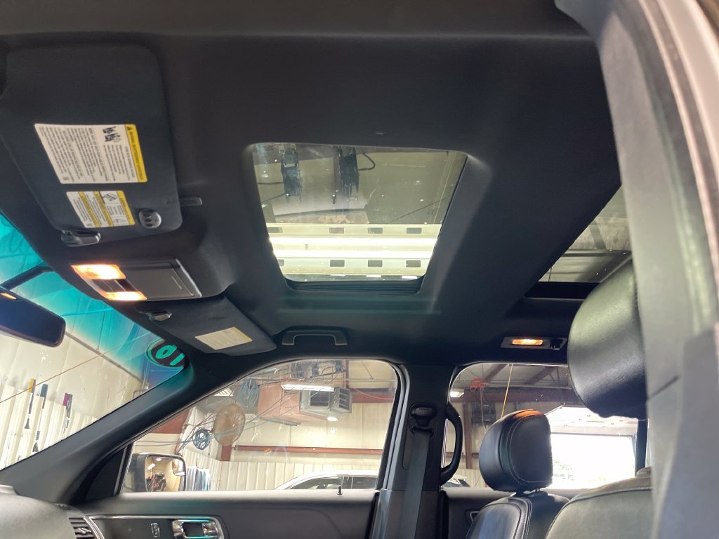 Used 2016 Black Ford Limited image 13