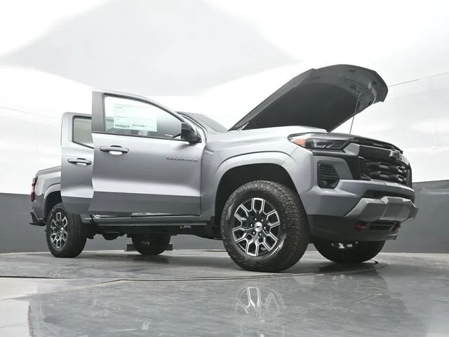 2026 Chevrolet Colorado Z71 - Photo 32