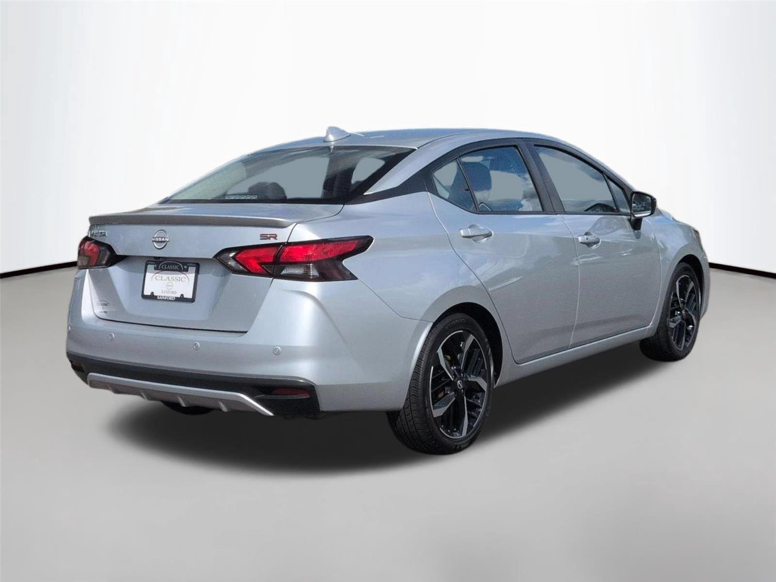 Used 2024 Brilliant Silver Metallic Nissan SR image 5
