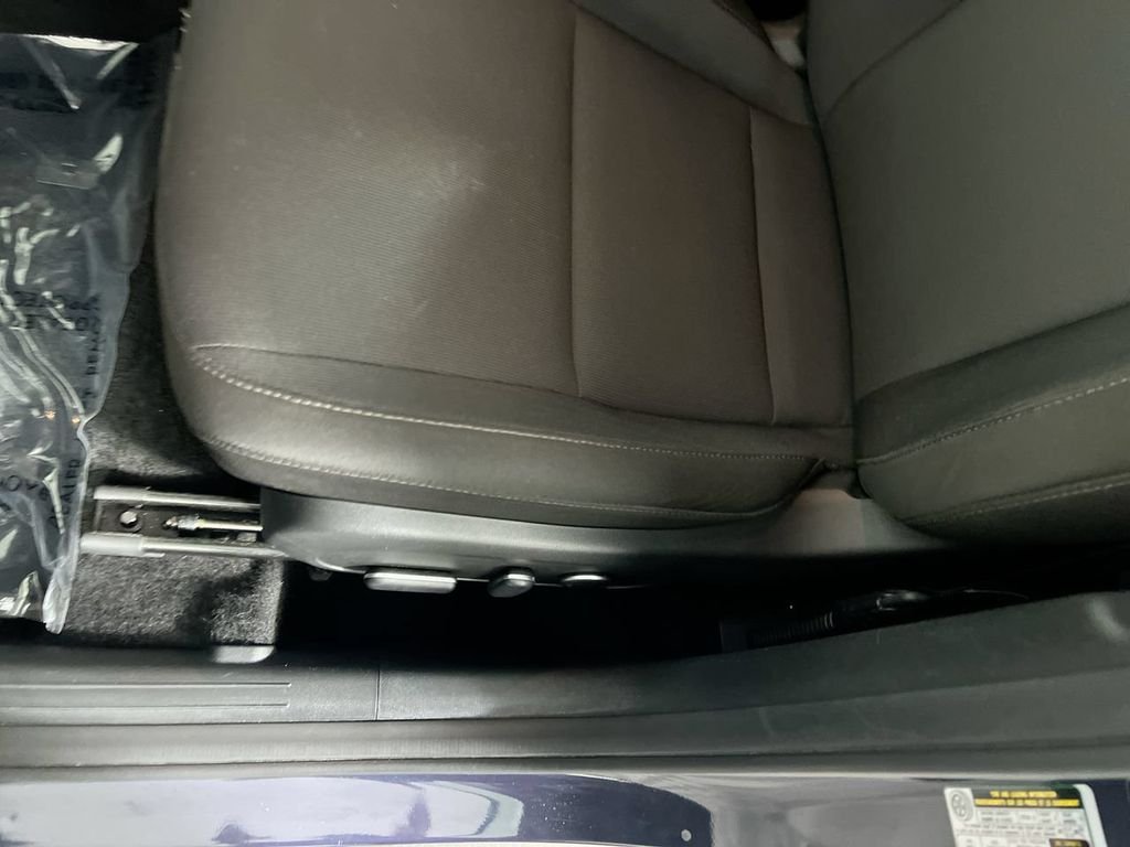 Used 2024 Blue Hyundai SEL image 10