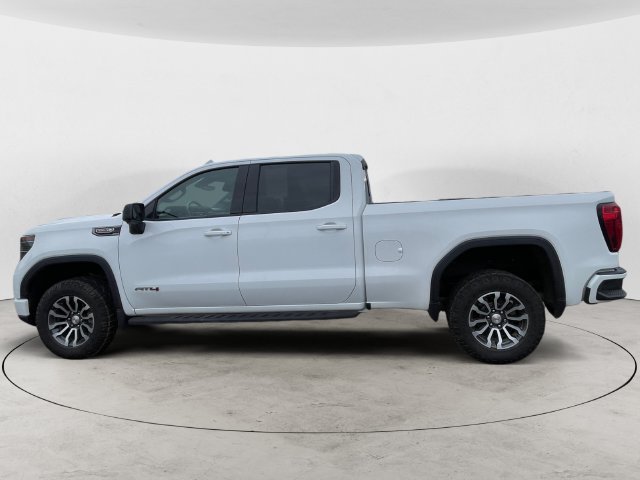 Used 2022 Summit White GMC AT4 image 8