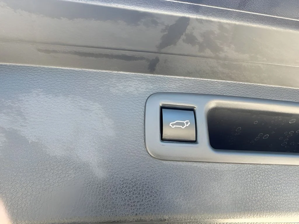 Used 2021 Black Toyota XLE image 18