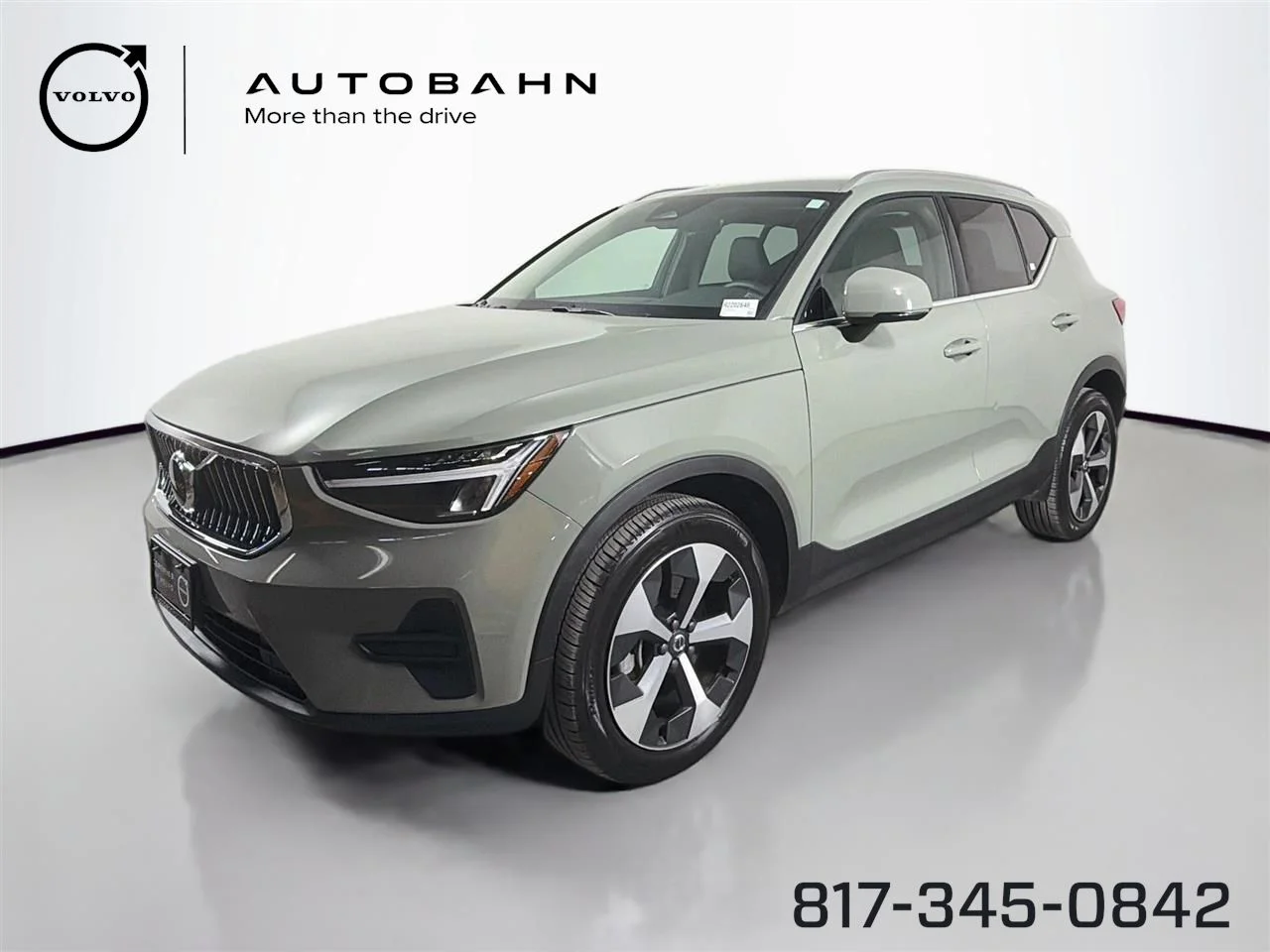 2024 Volvo XC40 B5 Core Bright AWD's photo