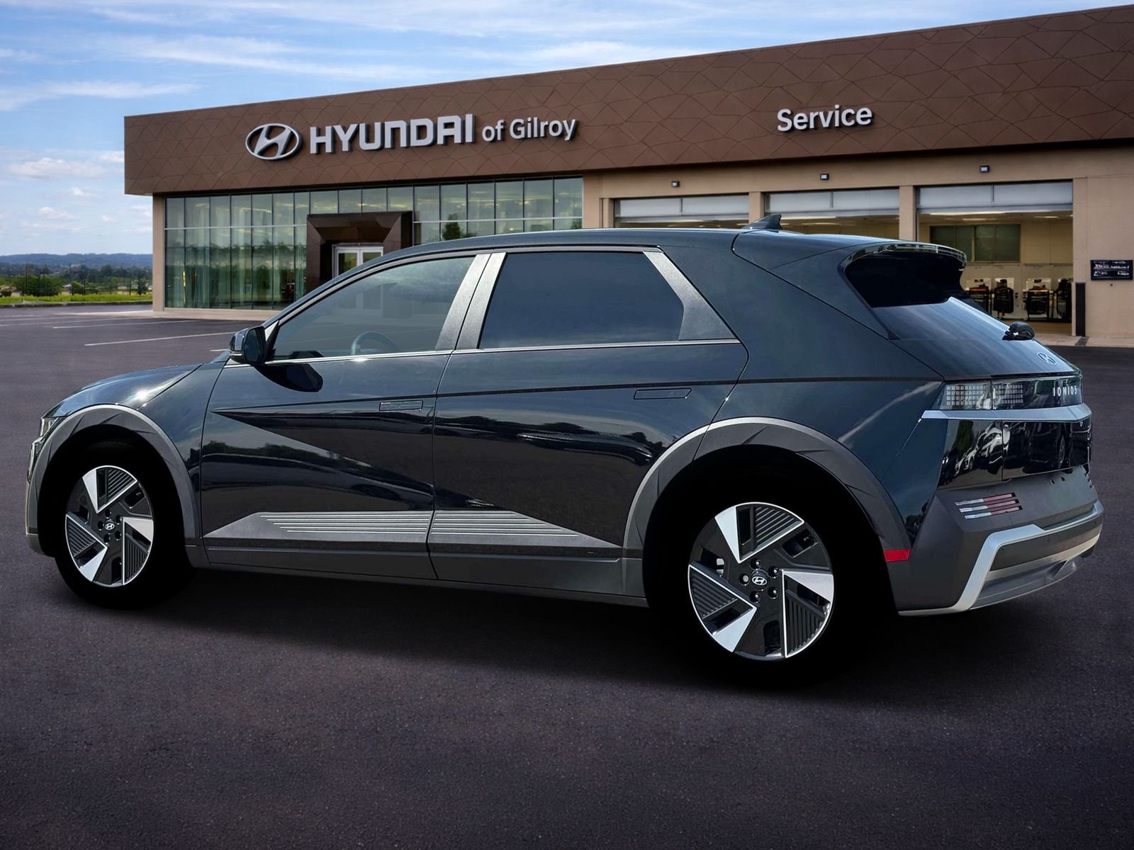 2025 Hyundai IONIQ 5 SE - Photo 22