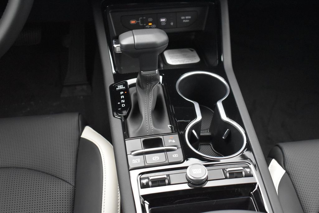 New 2026 Aurora Black Pearl Kia GT-Line FWD image 15