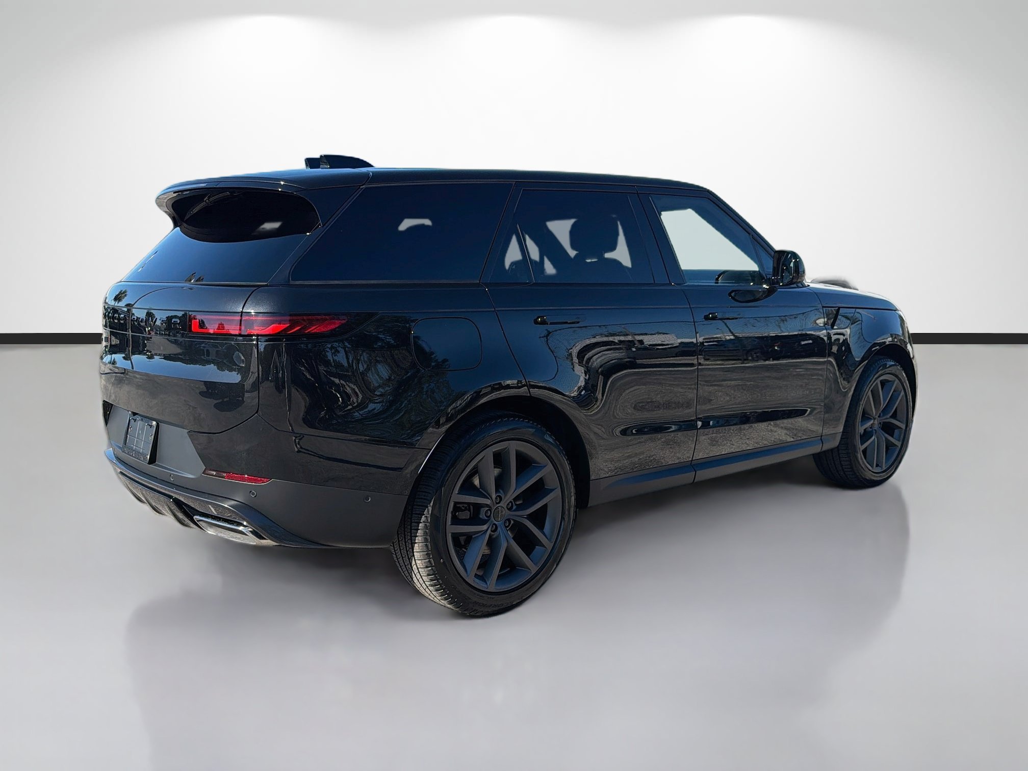 New 2027 Santorini Black LAND ROVER SE P360 image 5