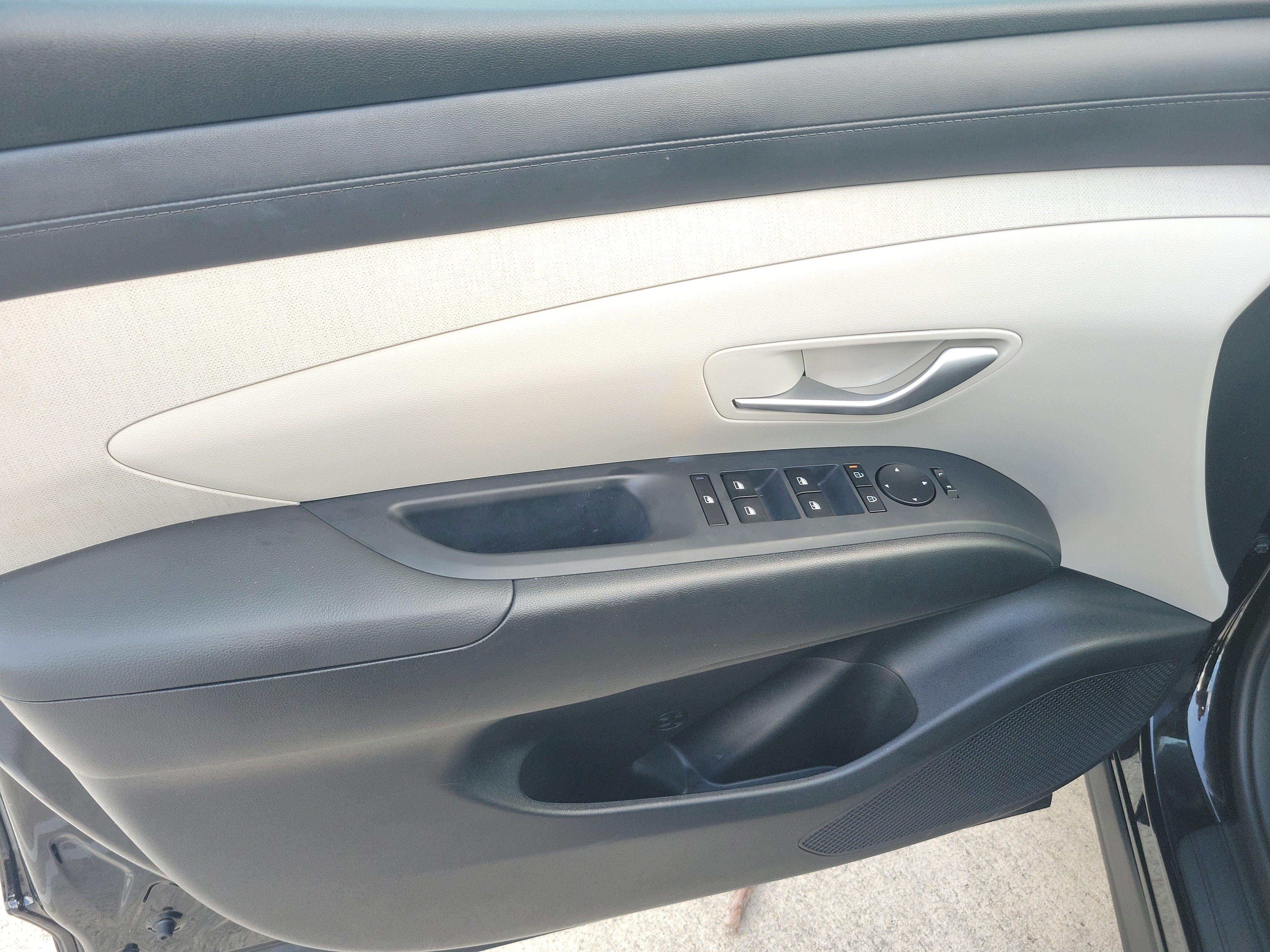 Used 2026 Phantom Black Hyundai SEL Premium image 20