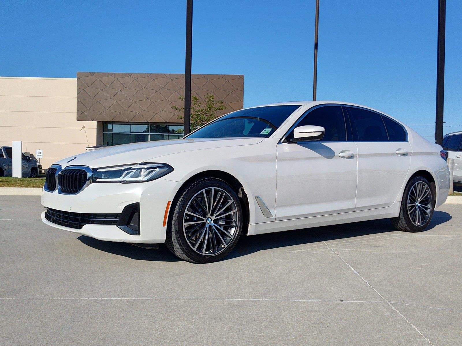 2023 BMW 5 Series 530i