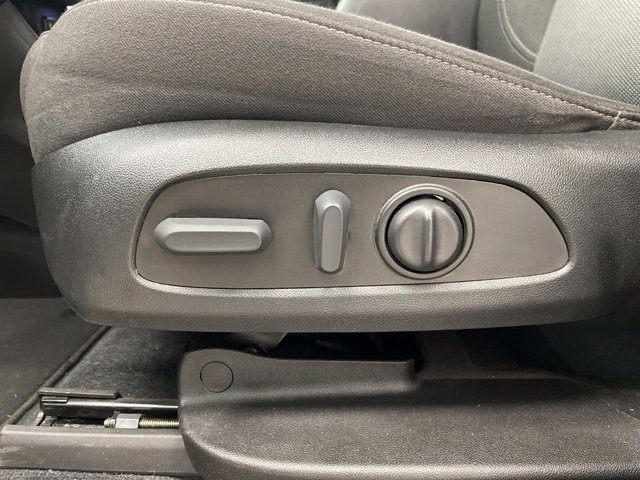 2023 Chevrolet Traverse 1LT - Photo 12