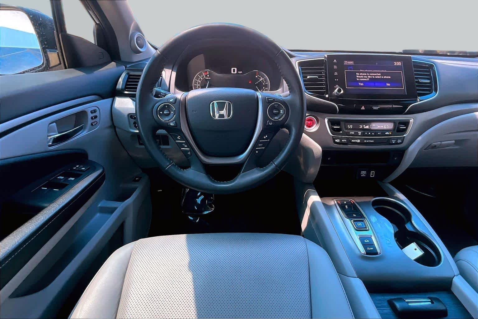 Certified Used 2022 Modern Steel Metallic Honda RTL image 6