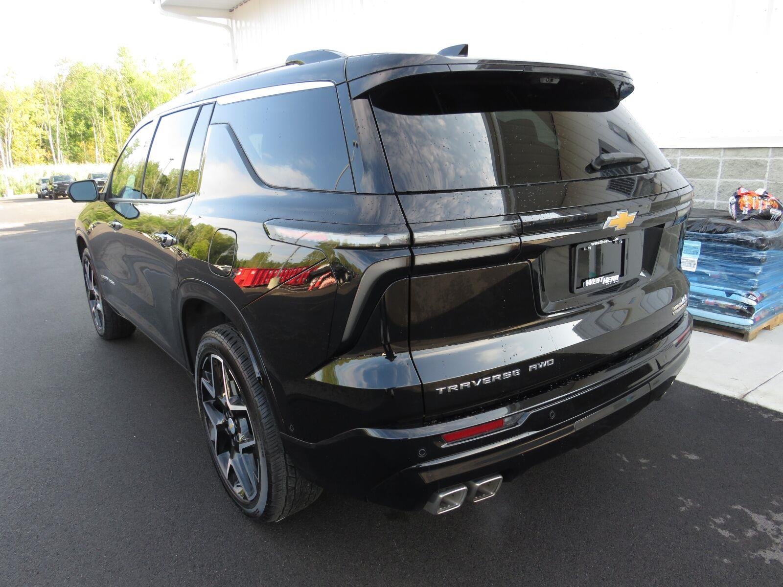 Used 2026 Mosaic Black Metallic Chevrolet AWD High Country image 17