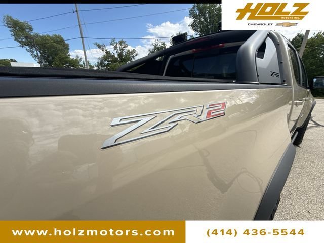 Certified Used 2021 SAND DUNE METALLIC Chevrolet 4WD ZR2 image 31