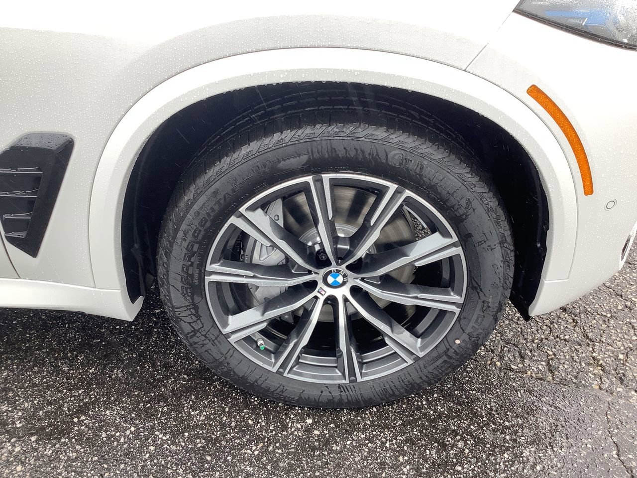 Used 2026 Mineral White Metallic BMW xDrive50e image 12