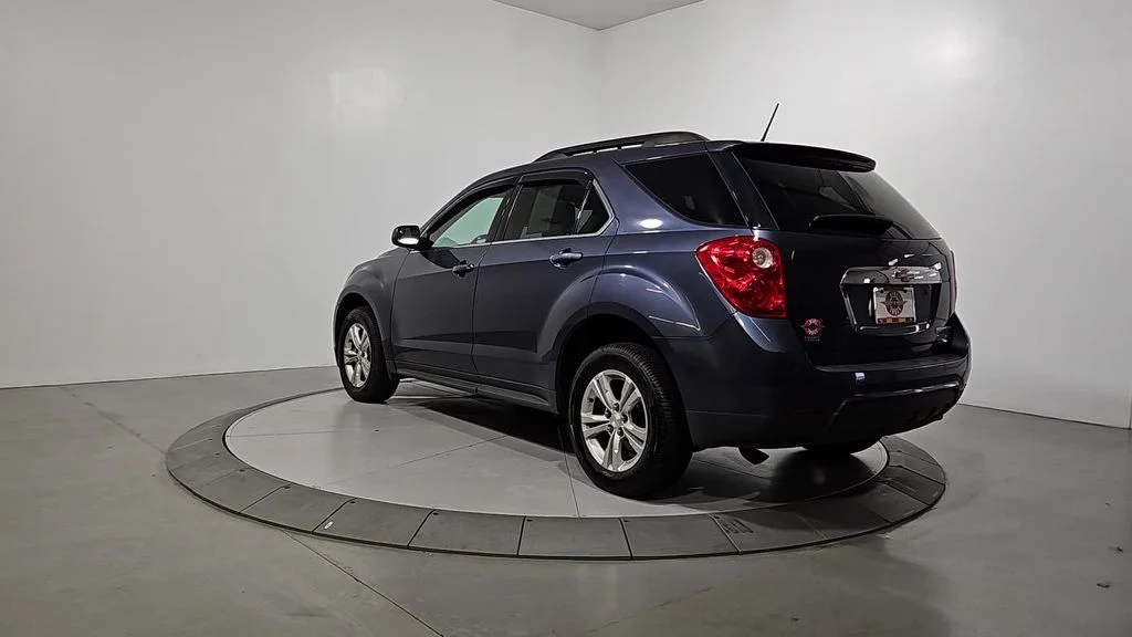 Used 2014 Blue Chevrolet LT image 3