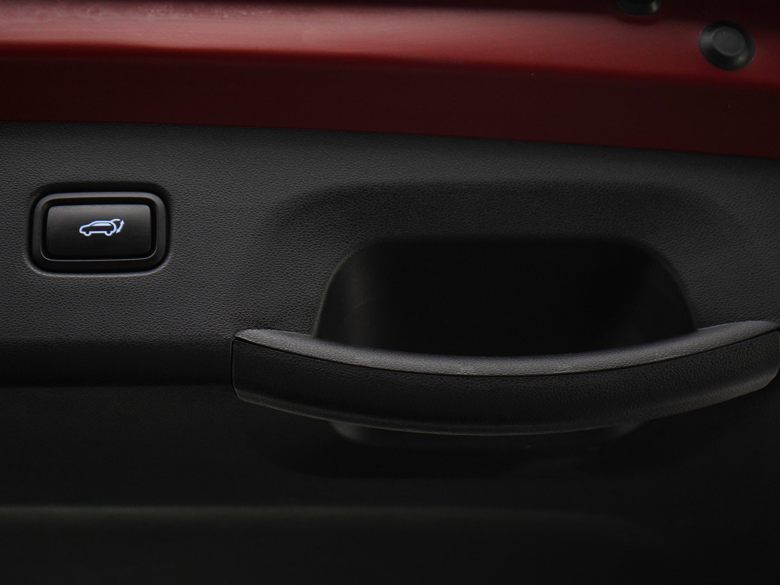 Used 2025 Ultimate Red Hyundai Blue AWD image 18