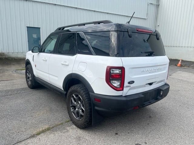 Used 2022 White Ford Badlands image 8