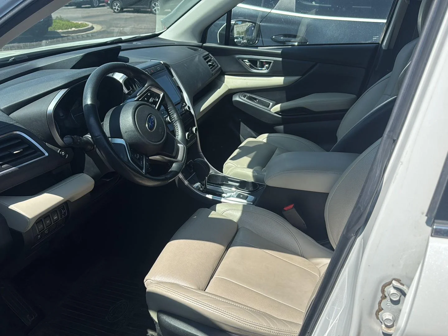 Used 2021 Crystal White Pearl Subaru Limited image 7