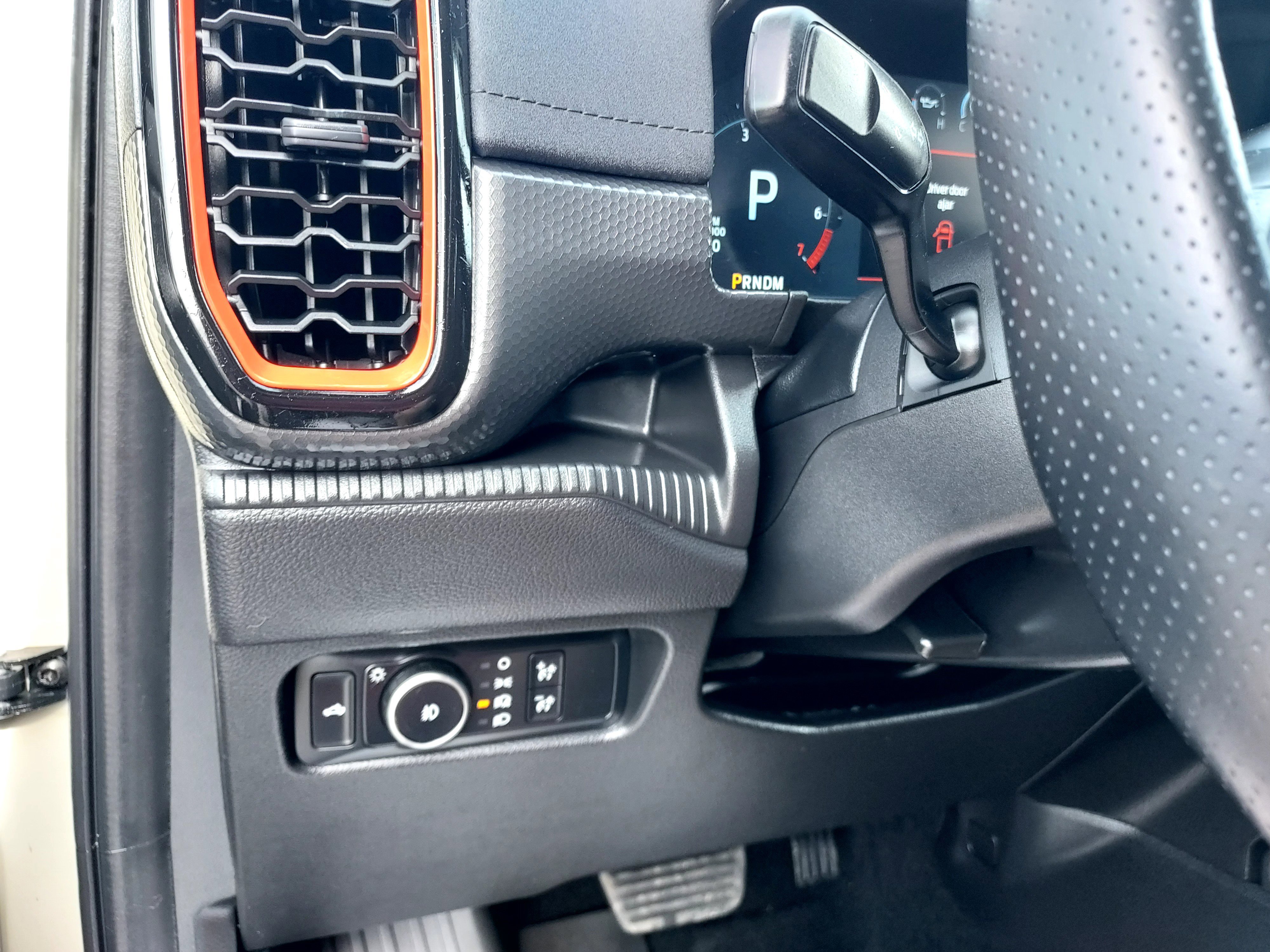 Used 2025 Desert Sand Ford Raptor image 35