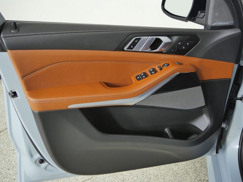 New 2026 Brooklyn Grey Metallic BMW xDrive40i image 34