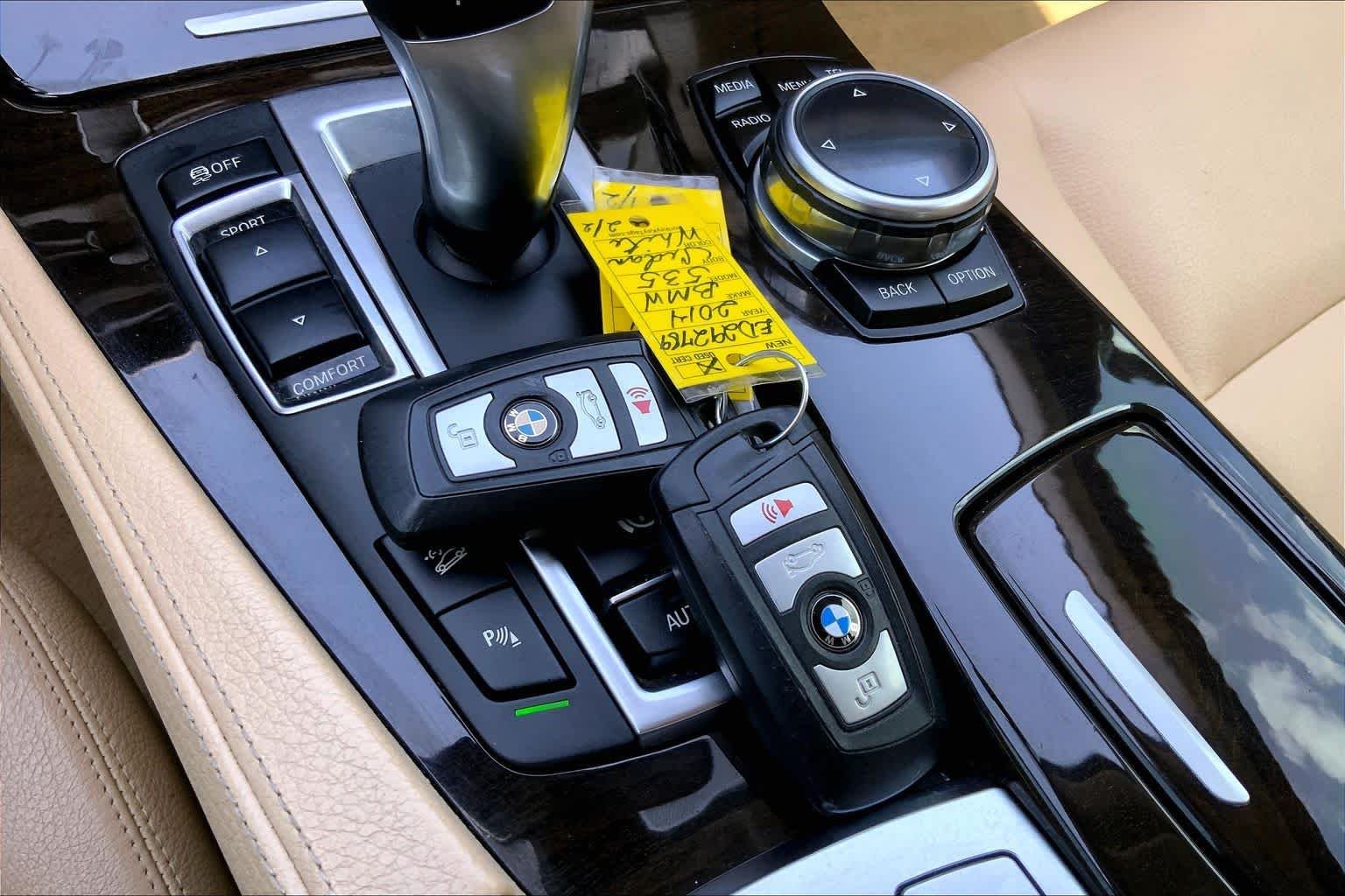 Used 2014 Mineral White Metallic BMW 535i xDrive image 15