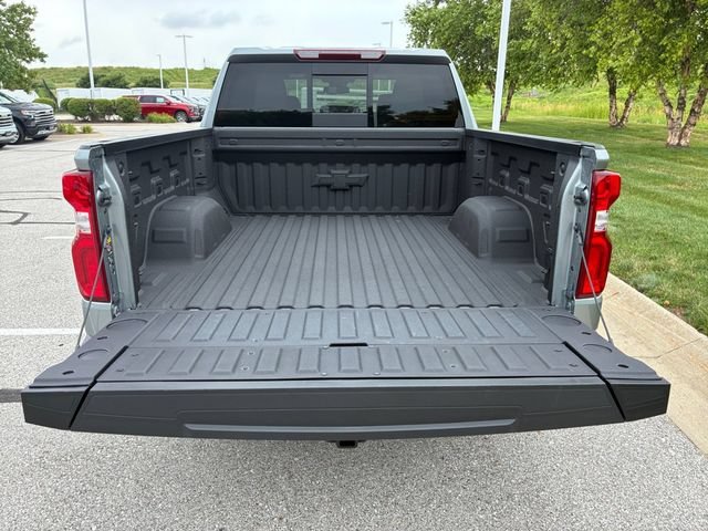 2026 Chevrolet Silverado 1500 LTZ - Photo 16