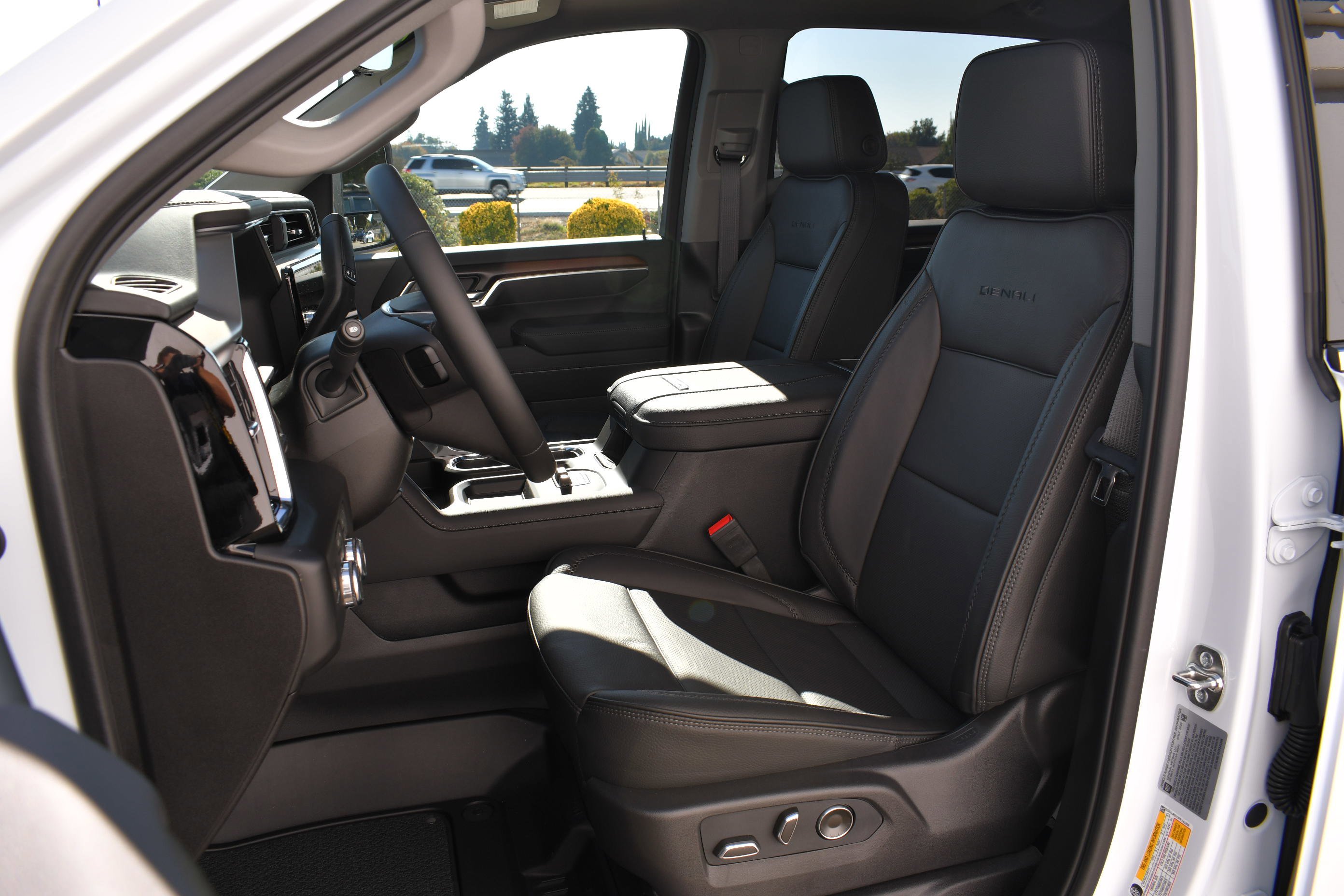 2026 GMC Sierra 2500HD Denali - Photo 24
