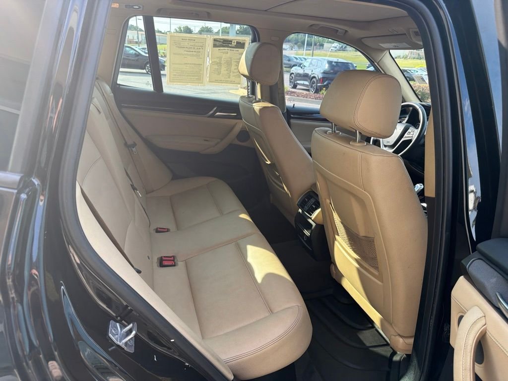 Used 2017 Black BMW sDrive28i image 17
