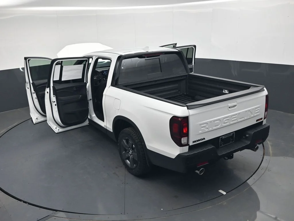 New 2026 Platinum White Pearl Honda TrailSport image 35