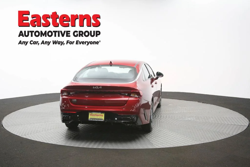 Used 2023 Red Kia LXS image 37