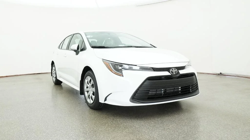New 2026 Ice Cap Toyota LE image 7