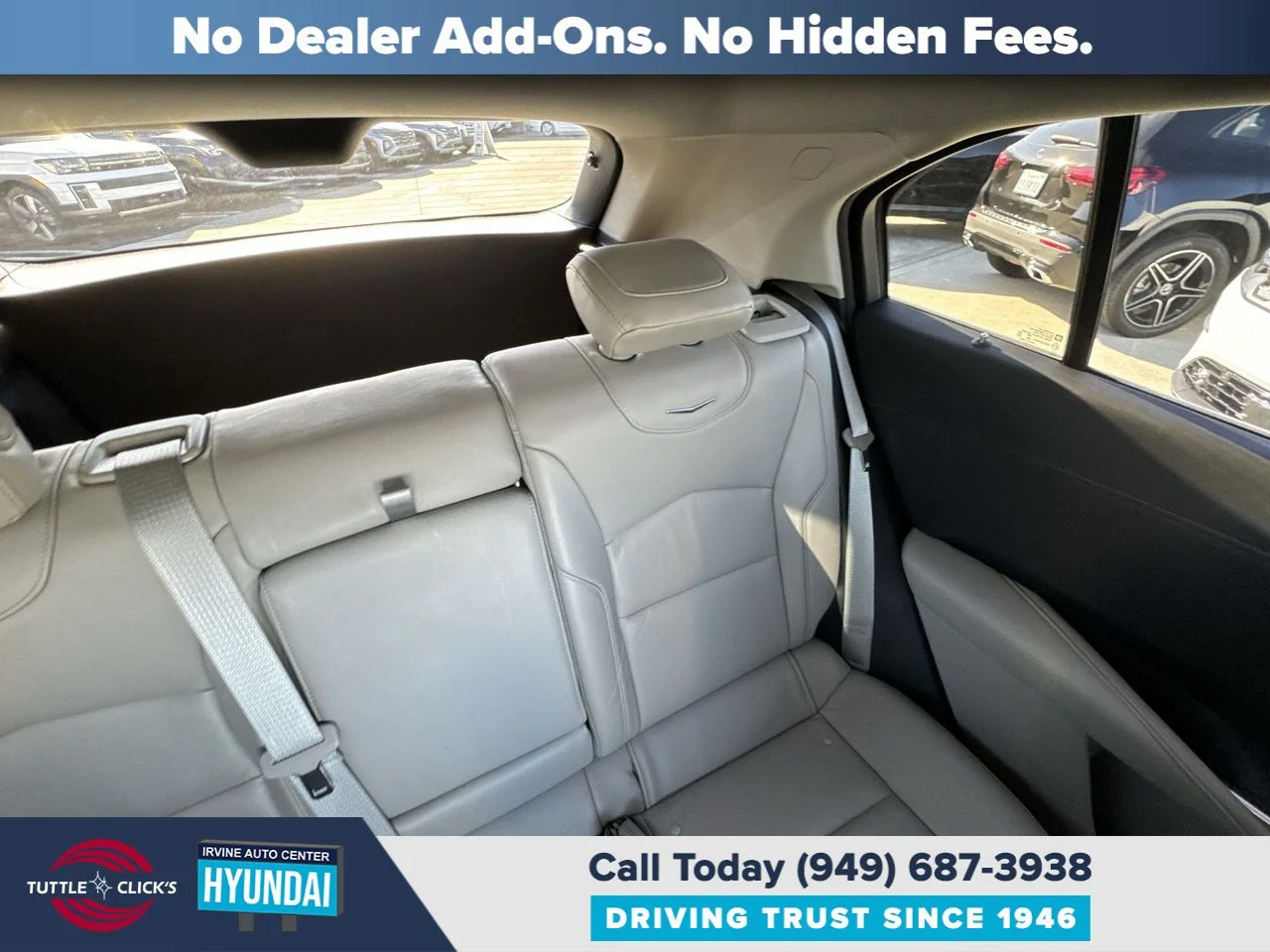 Used 2020 CRYSTAL WHITE TRI CADILLAC TRUCK AWD PREMIUM LUXUR image 9