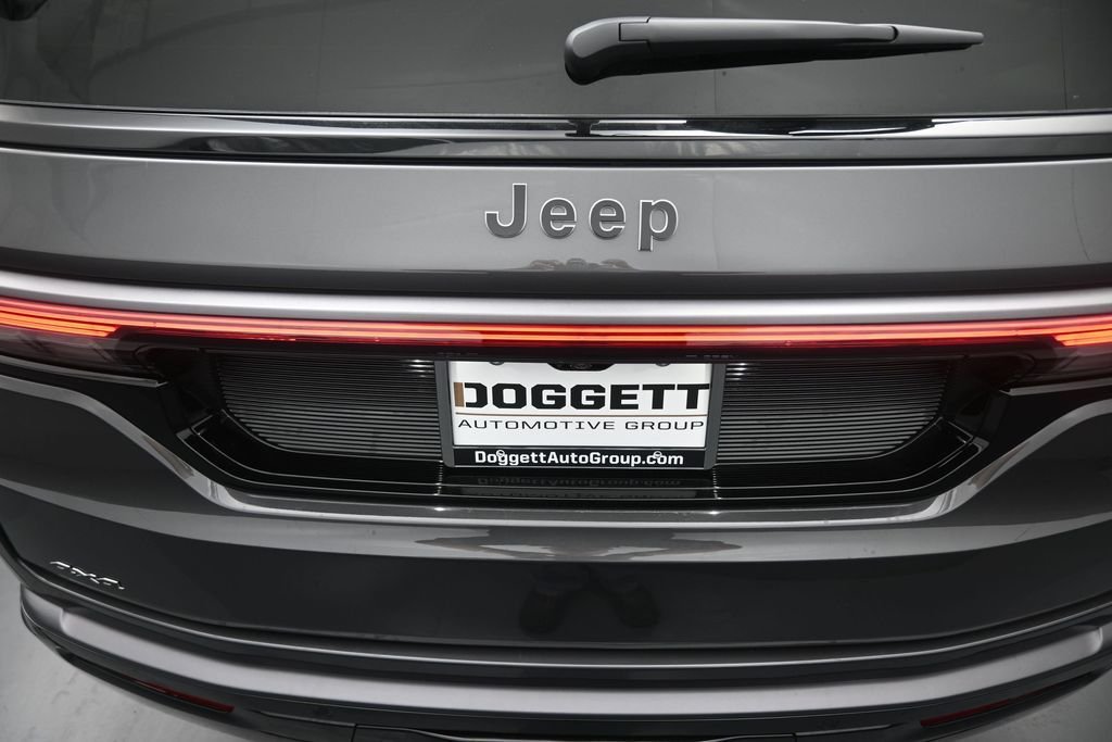 New 2026 Baltic Gray Metallic Clearcoat Jeep Limited Reserve image 14