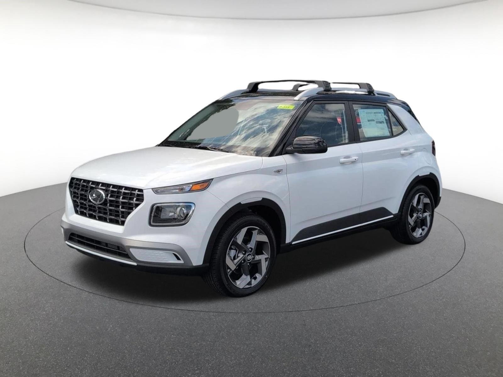 New 2026 Lunar White w/Black Roof Hyundai SEL image 4
