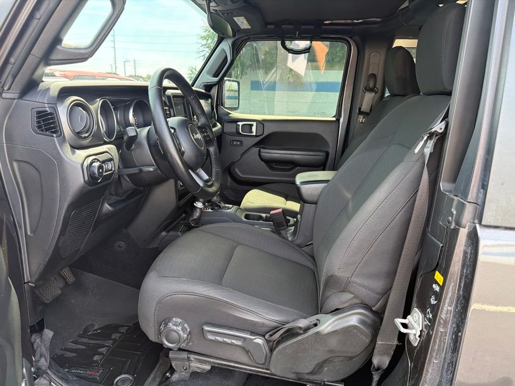 Used 2021 Crystal Metallic Jeep Willys image 16