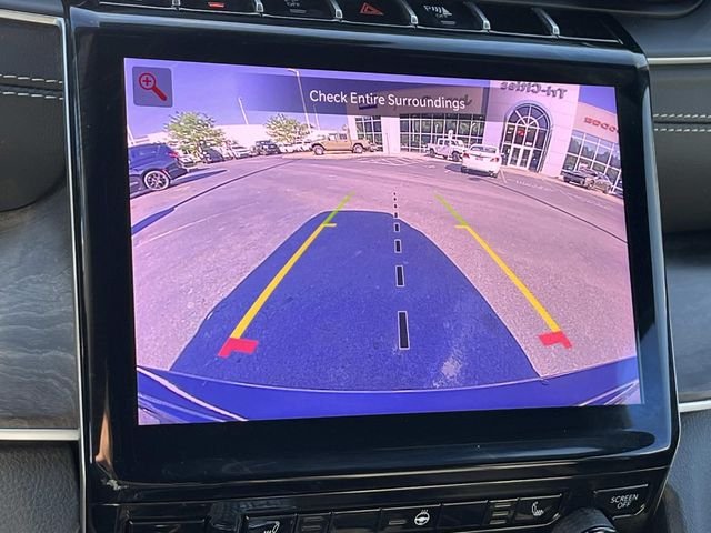 Used 2025 Gray Jeep Limited image 36