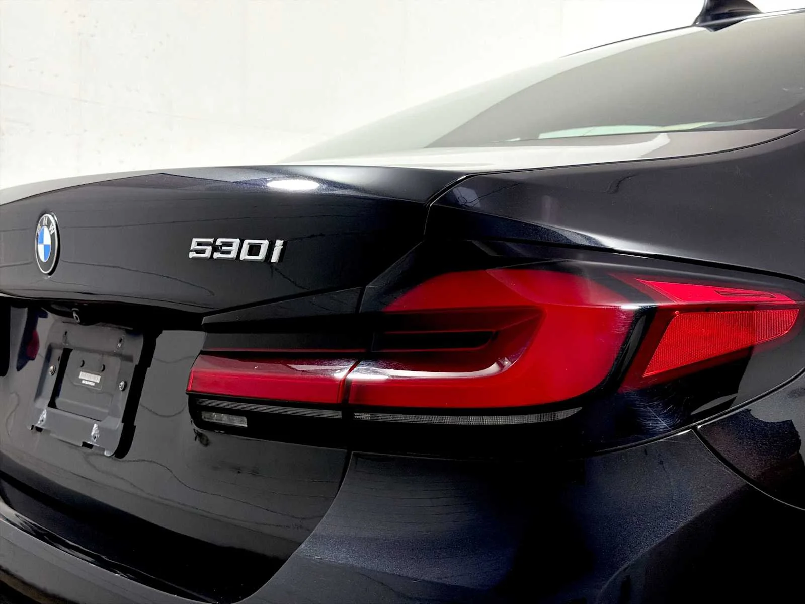 2023 BMW 5 Series 530i - Photo 28