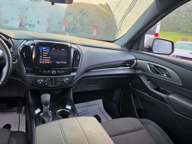 Used 2023 Gray Chevrolet LT image 17