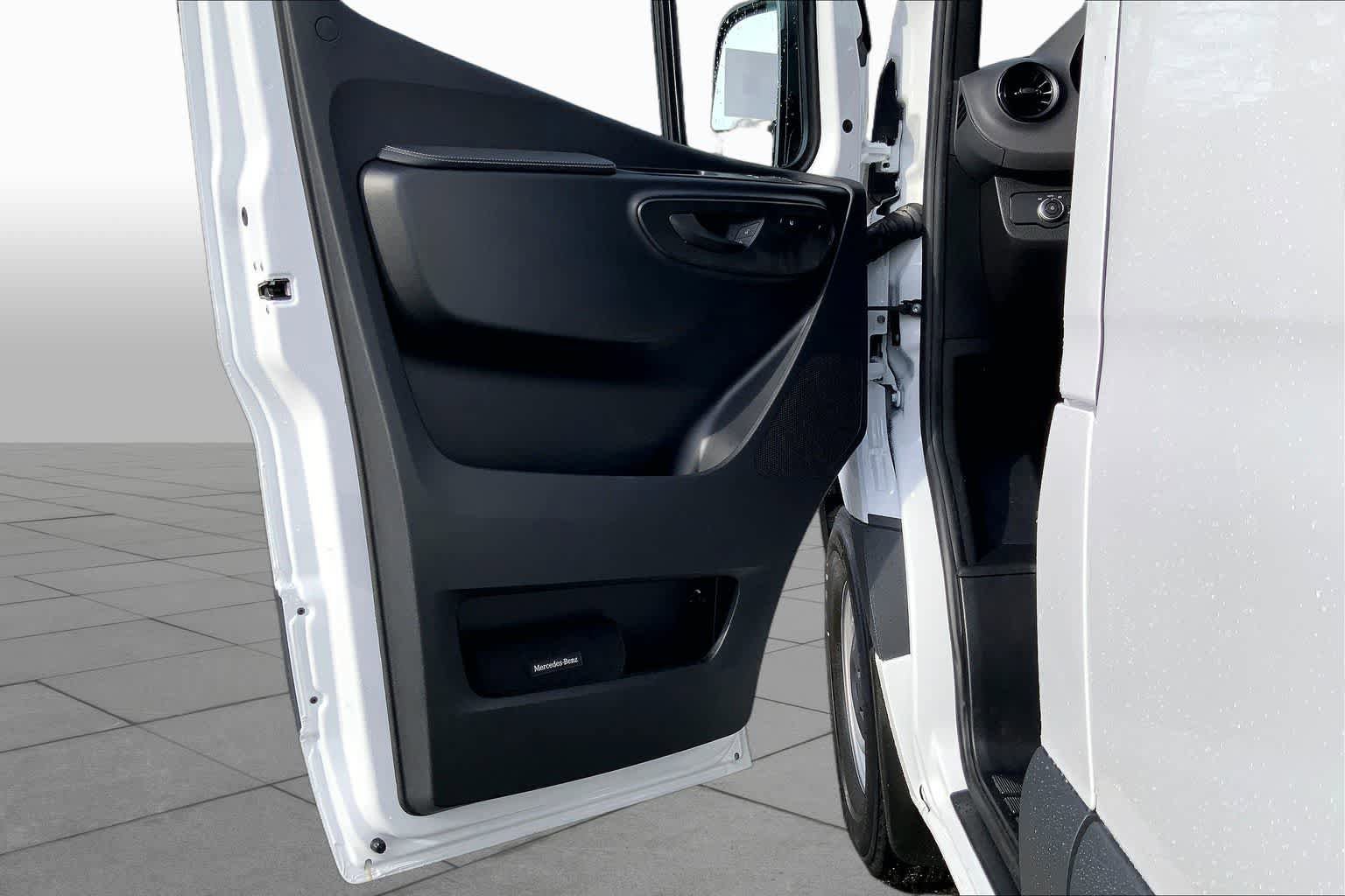 New 2026 Arctic White Mercedes-Benz  image 14