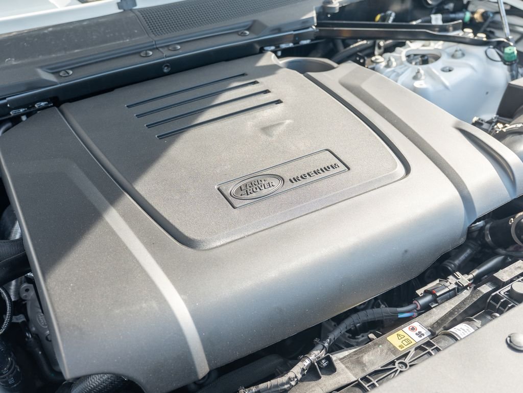 New 2026 Fuji White Land Rover S image 24