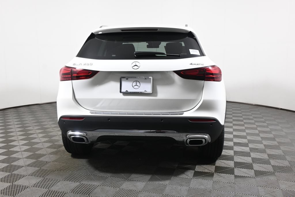 New 2026 Polar White Mercedes-Benz GLA 250 image 44