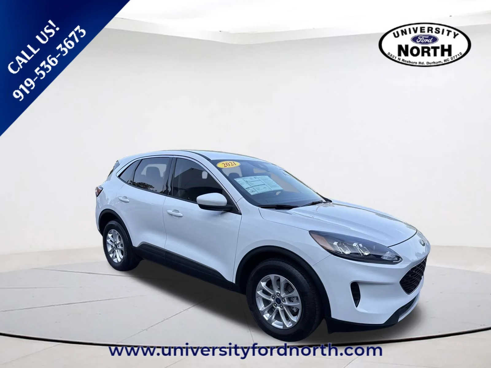 Used 2021 Oxford White Ford SE image 1