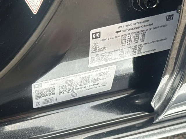 Used 2023 Black GMC Denali image 40