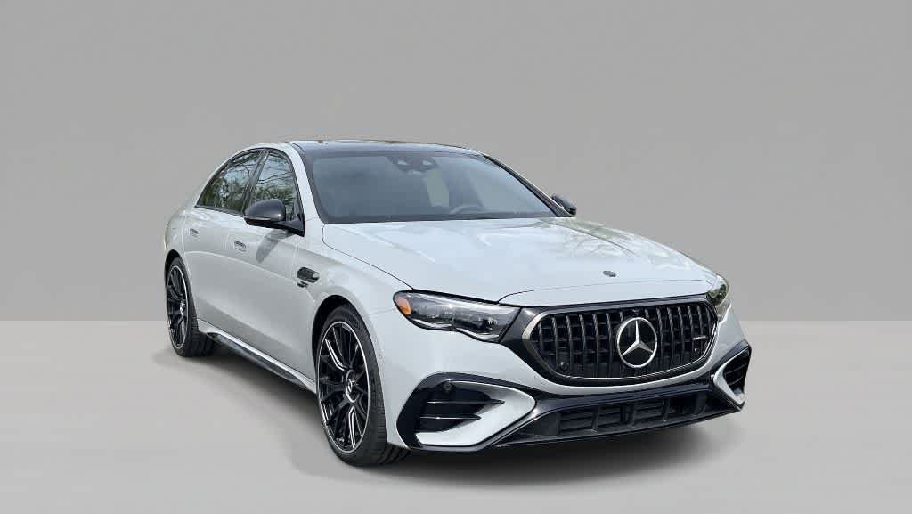 New 2026 MANUFAKTUR Alpine Grey Mercedes-Benz AMG® E 53 E image 7