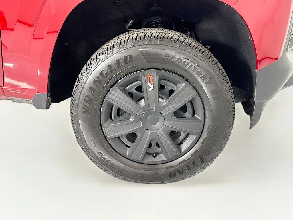 Used 2025 Red Chevrolet Work Truck image 32