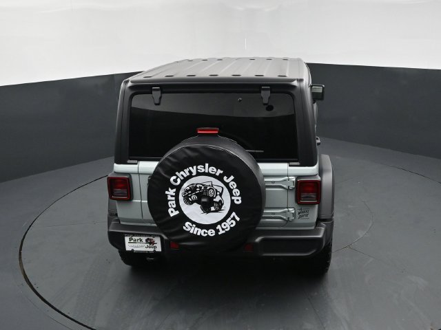 New 2027 Earl Clear-Coat Exterior Paint Jeep Willys image 17