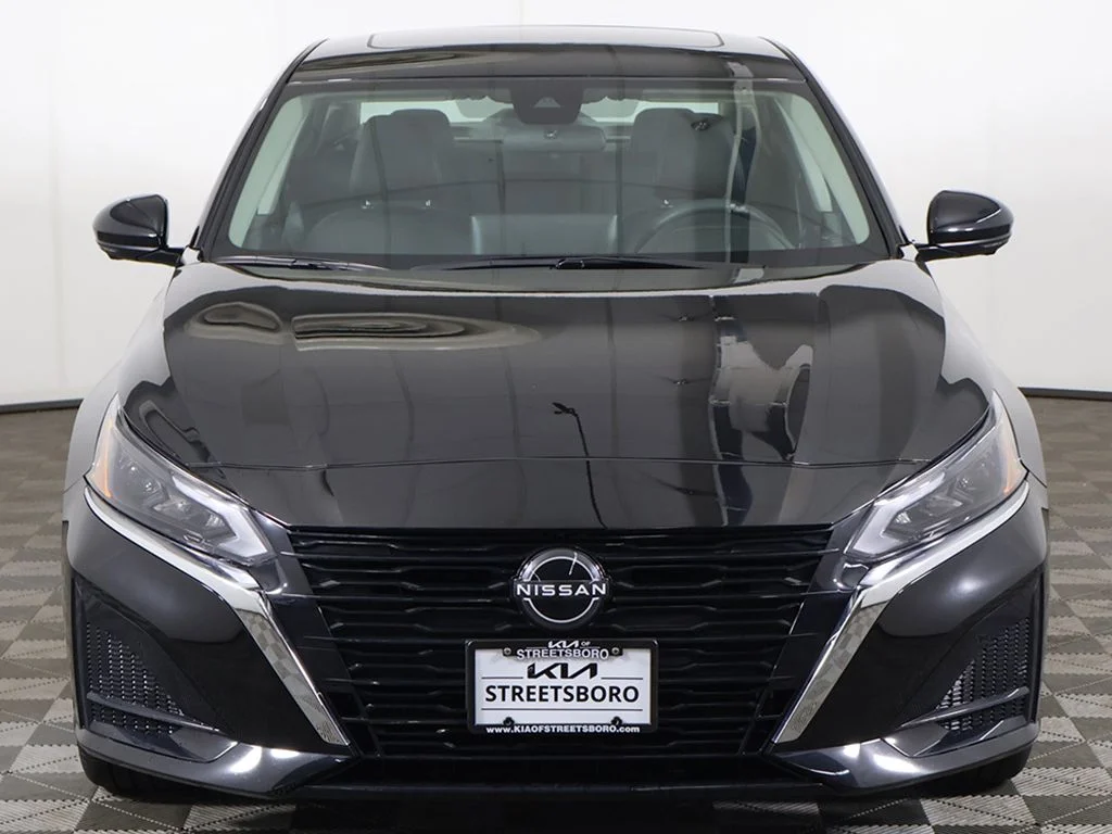 Used 2023 Black Nissan 2.5 SL image 12