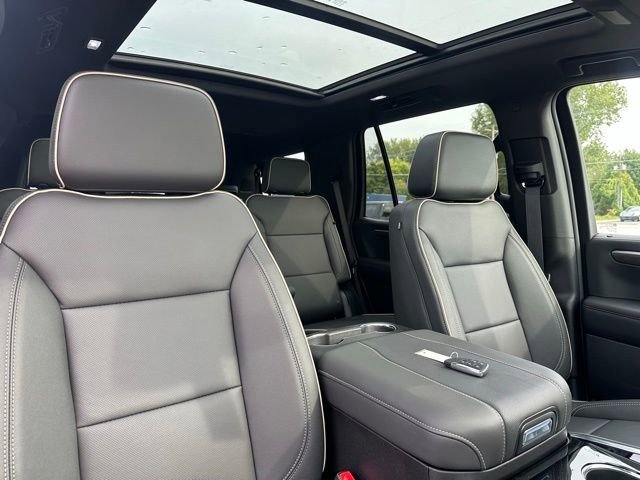 2025 Chevrolet Tahoe Premier - Photo 8