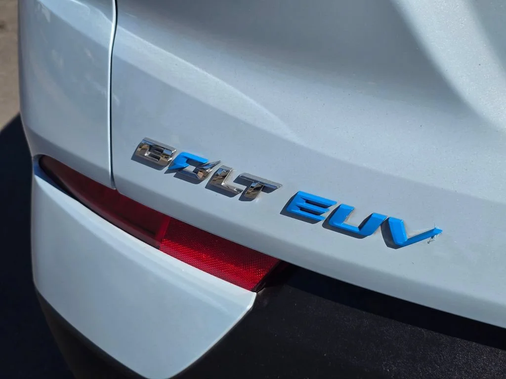Used 2022 ICE BLUE METALLIC Chevrolet LT image 13