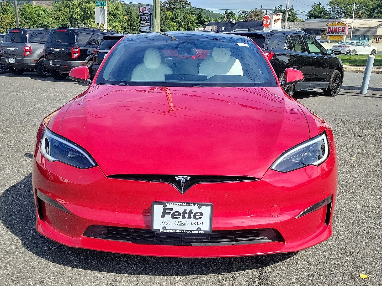 Used 2022 Tesla Model S Base with VIN 5YJSA1E55NF476320 for sale in Clifton, NJ
