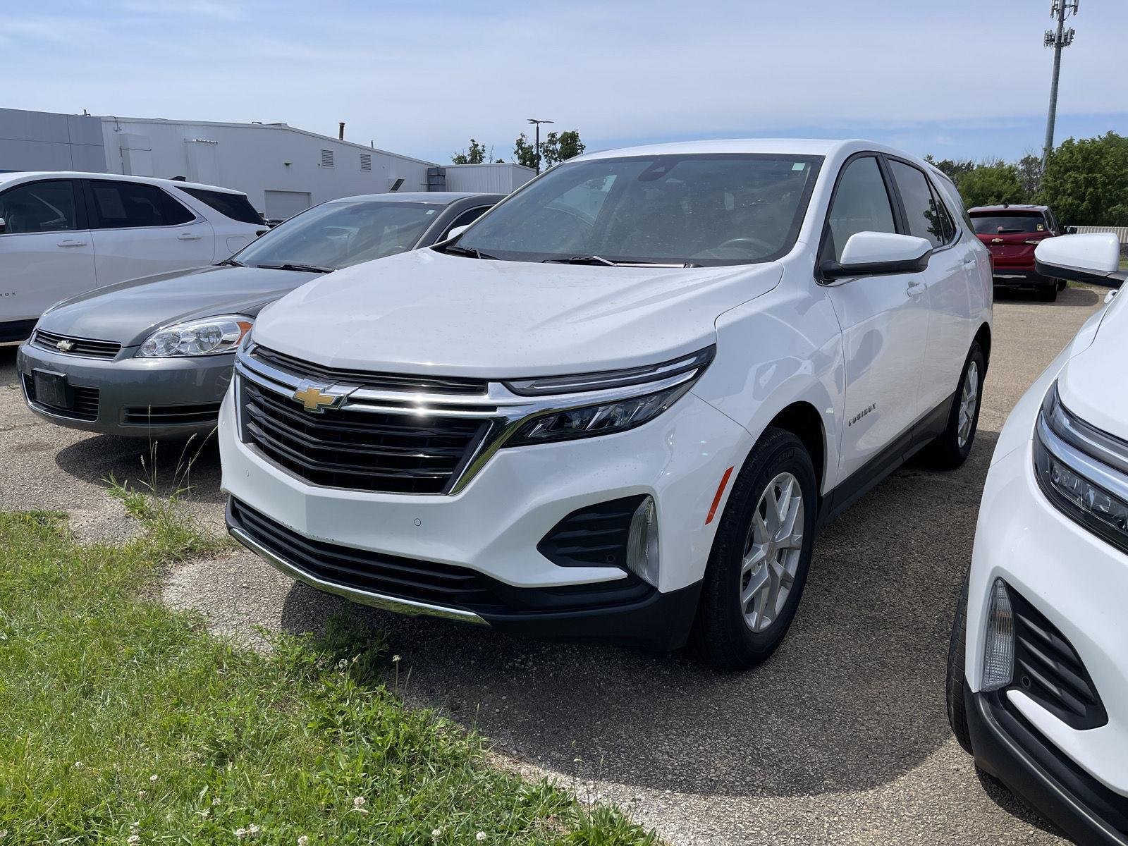 2024 Chevrolet Equinox LT 1.5T's photo